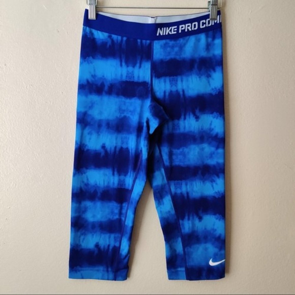 Nike Pro Combat Dri Fit Compression Crop Leggings